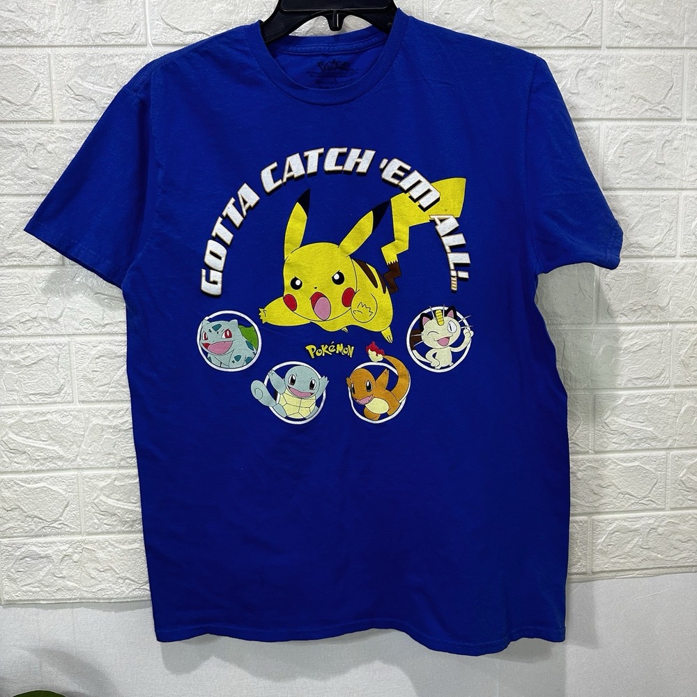 Pokemon Mens T-Shirt - Gotta Catch Em all Big‎ Pikachu Little Circles Adult M